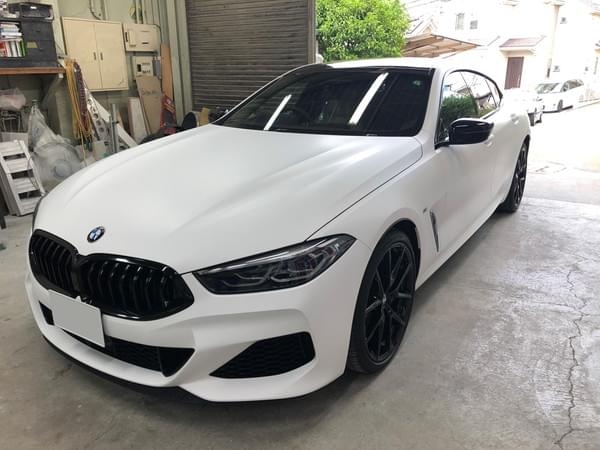BMW M850iのカーラッピング事例