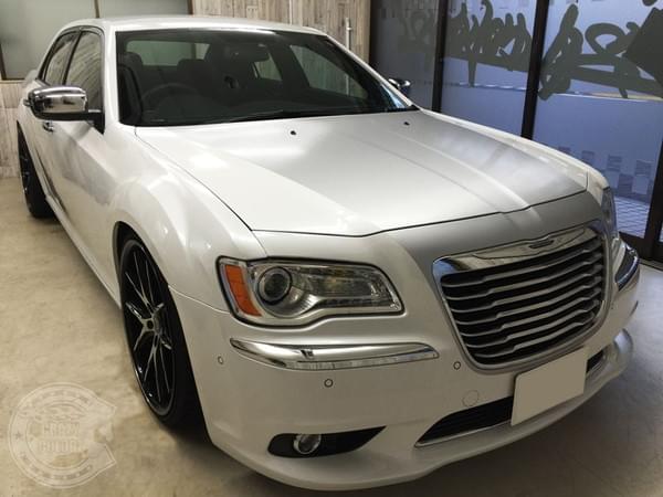 CHRYSLER 300のカーラッピング事例