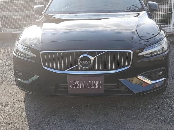 VOLVO V60のカーラッピング事例